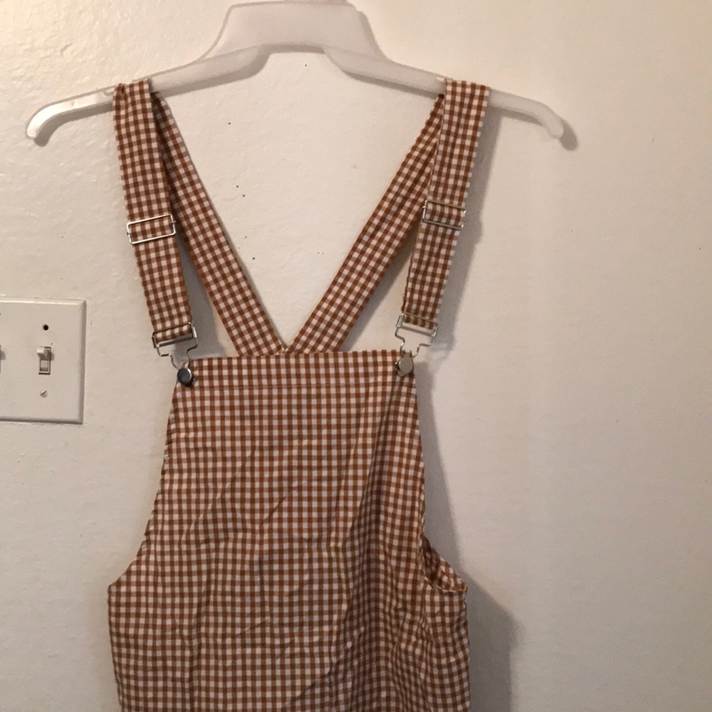 Brown and white plate overol dress